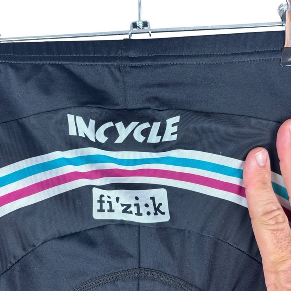 EUC Squadra Women’s Volta Gel Padded Anti-UV Custom Cycling Shorts Sz Large - Picture 10 of 13